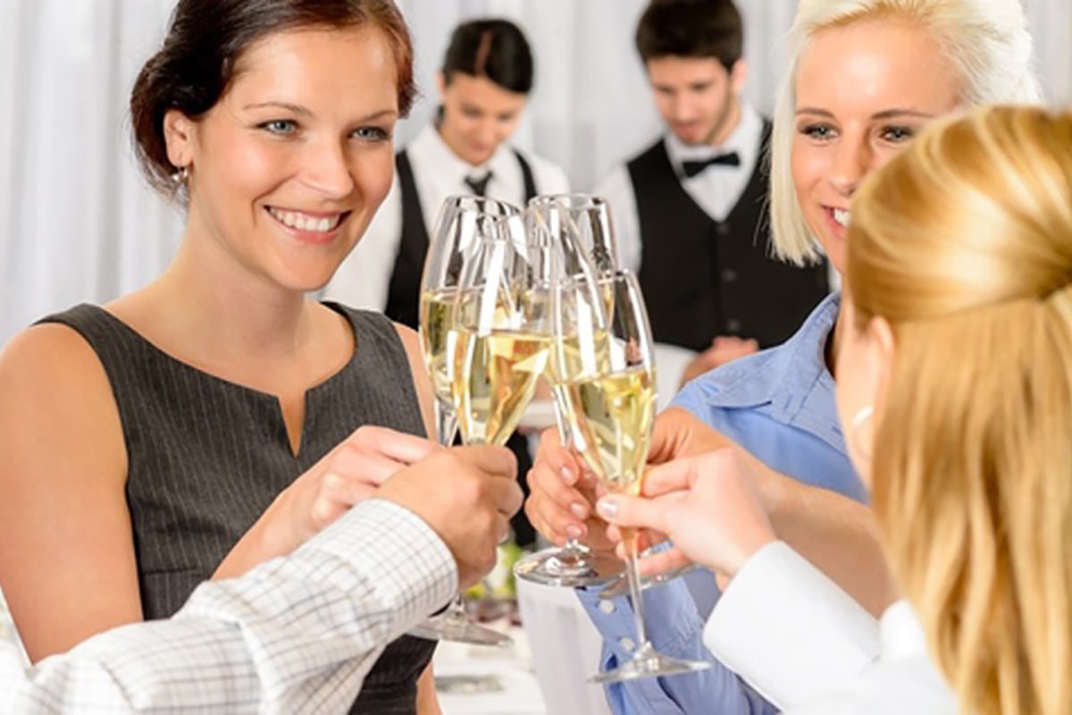 The Club at Shannondell is a smart choice for memorial receptions, graduaKon celebrations and anniversaries, and Bar Mitzvahs.